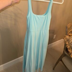 Beyond Yoga Featherweight at the Ready Square Neck Dress